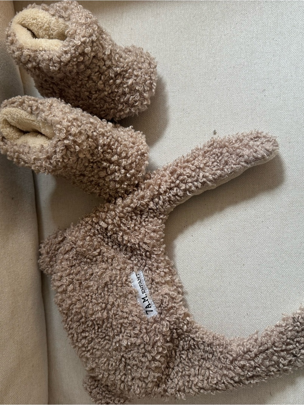 7am Enfant Sherpa Kids Hat and Booties Set